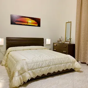 Monfenera 3 Apartament
